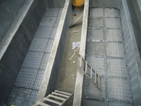 我公司V型濾池施工現場